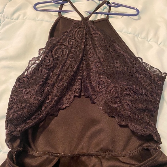 Little Black Dress with Lace Back - Picture 5 of 6